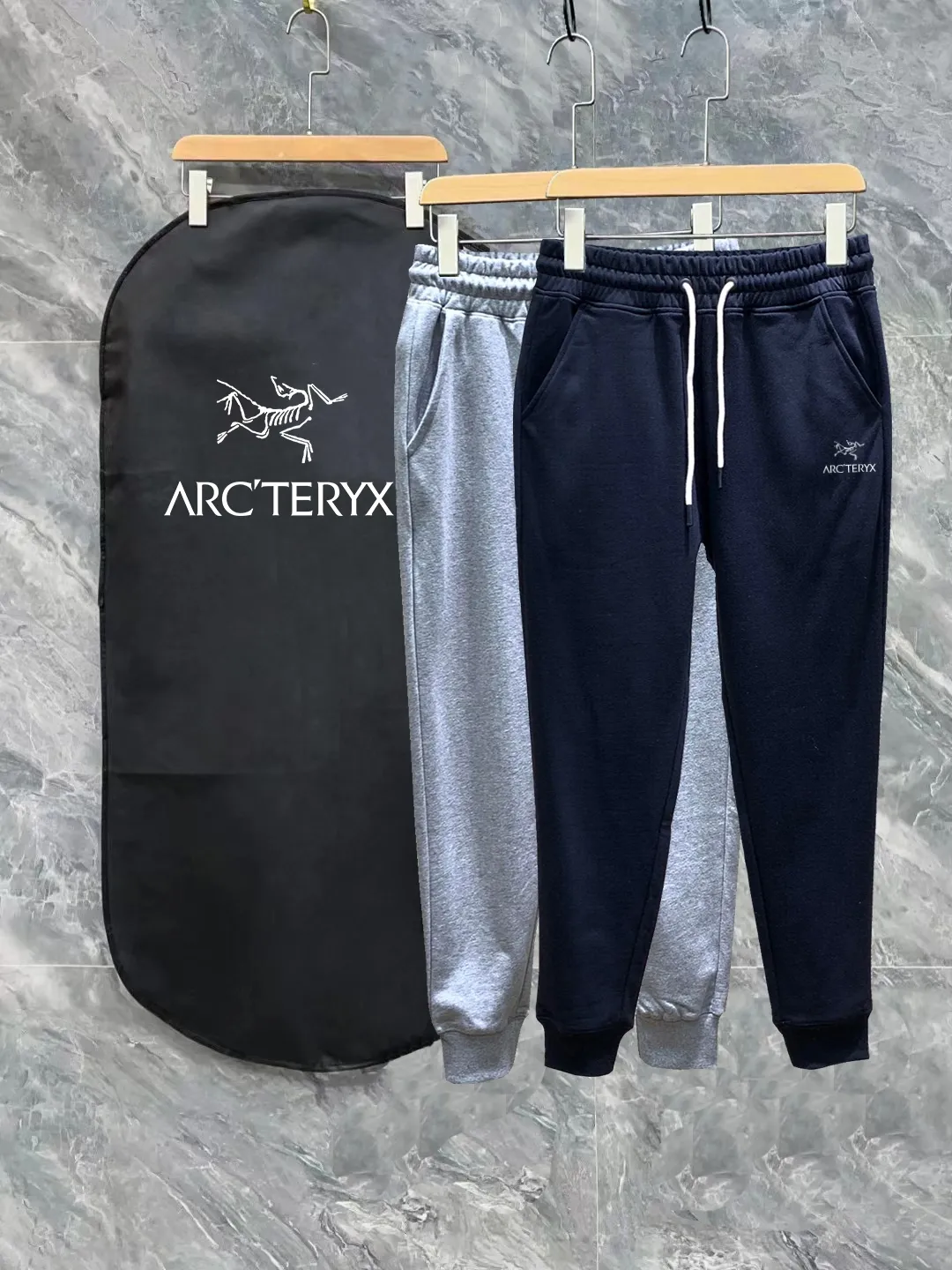 ARC SS Logo Factory g Black White ：Black Gray Size S-XL